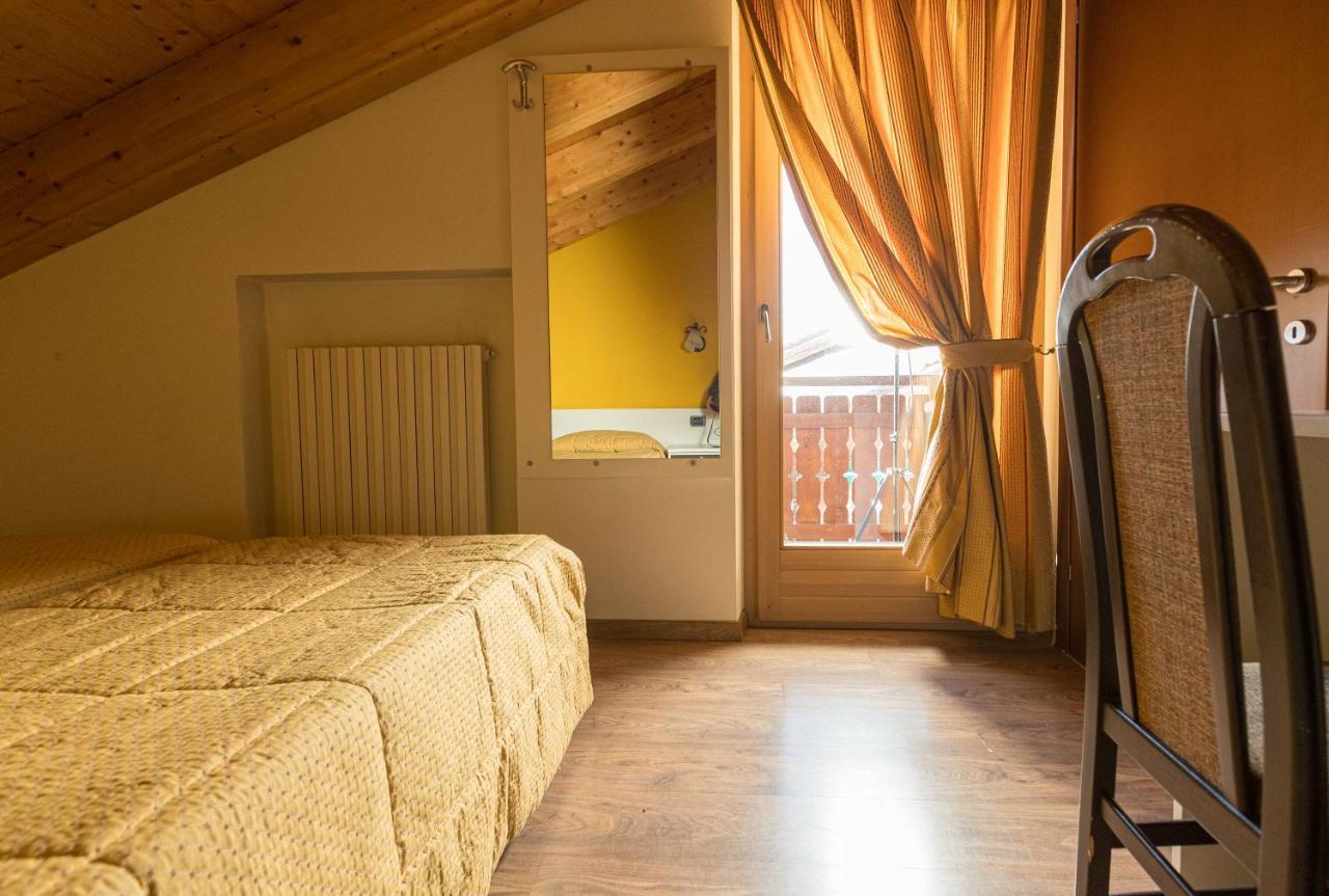 Chalet Kiara - Appartamenti Abar ليفينو المظهر الخارجي الصورة