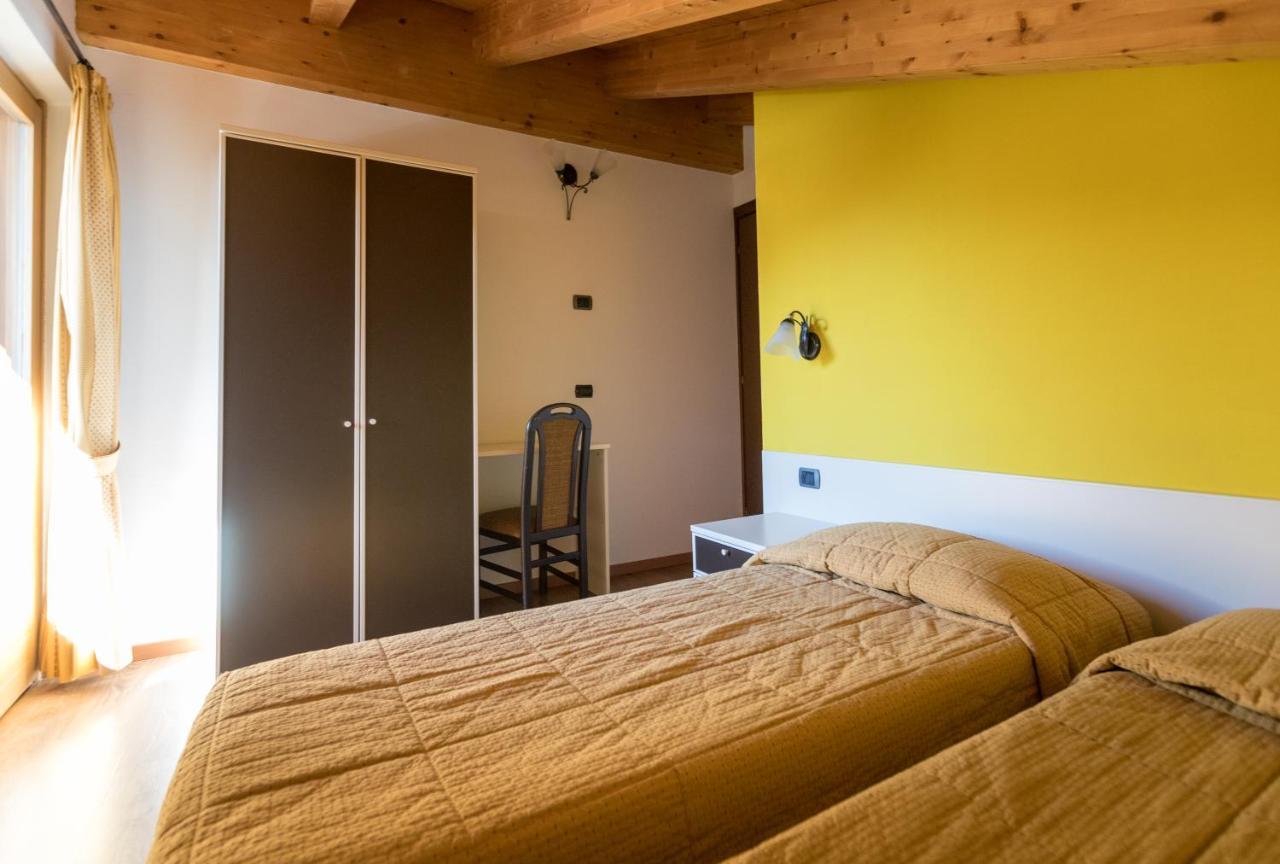 Chalet Kiara - Appartamenti Abar ليفينو المظهر الخارجي الصورة